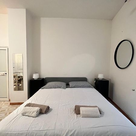 Appartamentino Nel Chiasso Monopoli Luaran gambar